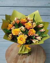 Букет цветов из:  Альстромерии и Розы в Пшизове