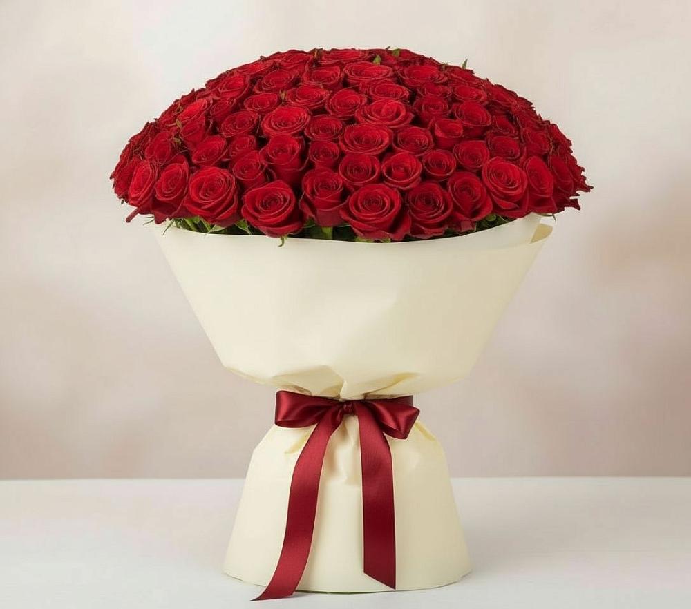 Букет 101 Красная роза Милано в Пшизове