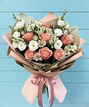 Букет цветов из:  Розы, Альстромерии и Лизиантусы в Пшизове