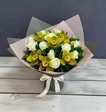 Букет цветов из:  Орхидеи и Розы в Пшизове