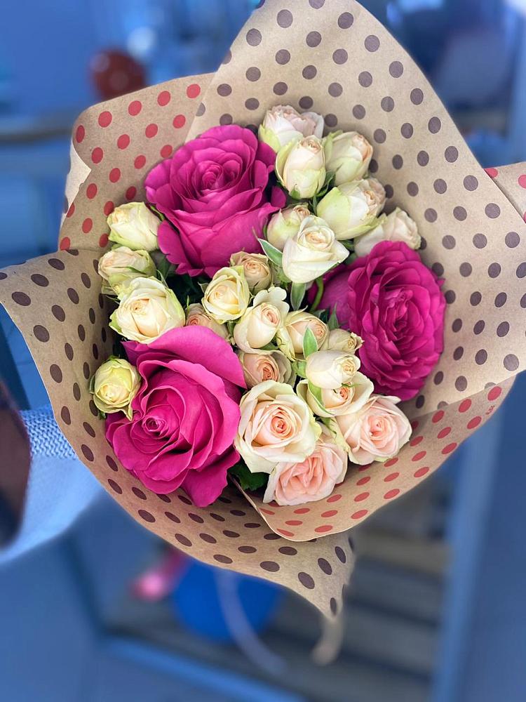 Букет цветов из: Розы в Пшизове