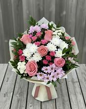 Букет цветов из:  Альстромерии, Гвоздики, Розы и Хризантемы в Пшизове