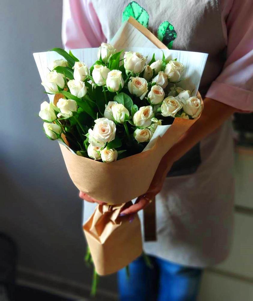 Букет цветов из: Розы в Пшизове