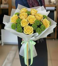 Букет цветов из:  Хризантемы и Розы в Пшизове