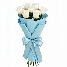 Букет 7 белых роз Проуд в Пшизове