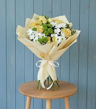 Букет цветов из:  Хризантемы и Розы в Пшизове