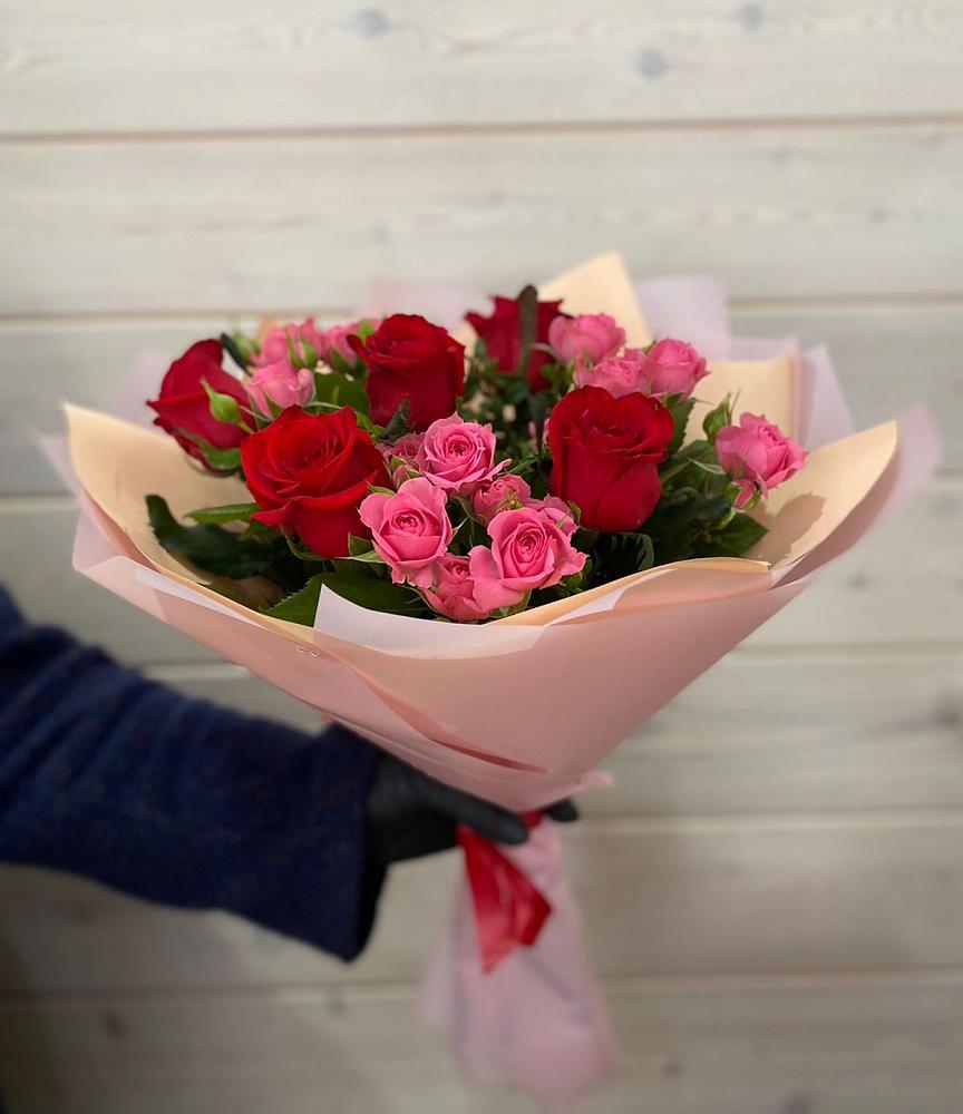 Букет цветов из: Розы в Пшизове