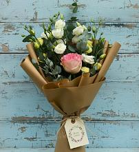 Букет цветов из:  Розы и Лизиантусы в Пшизове