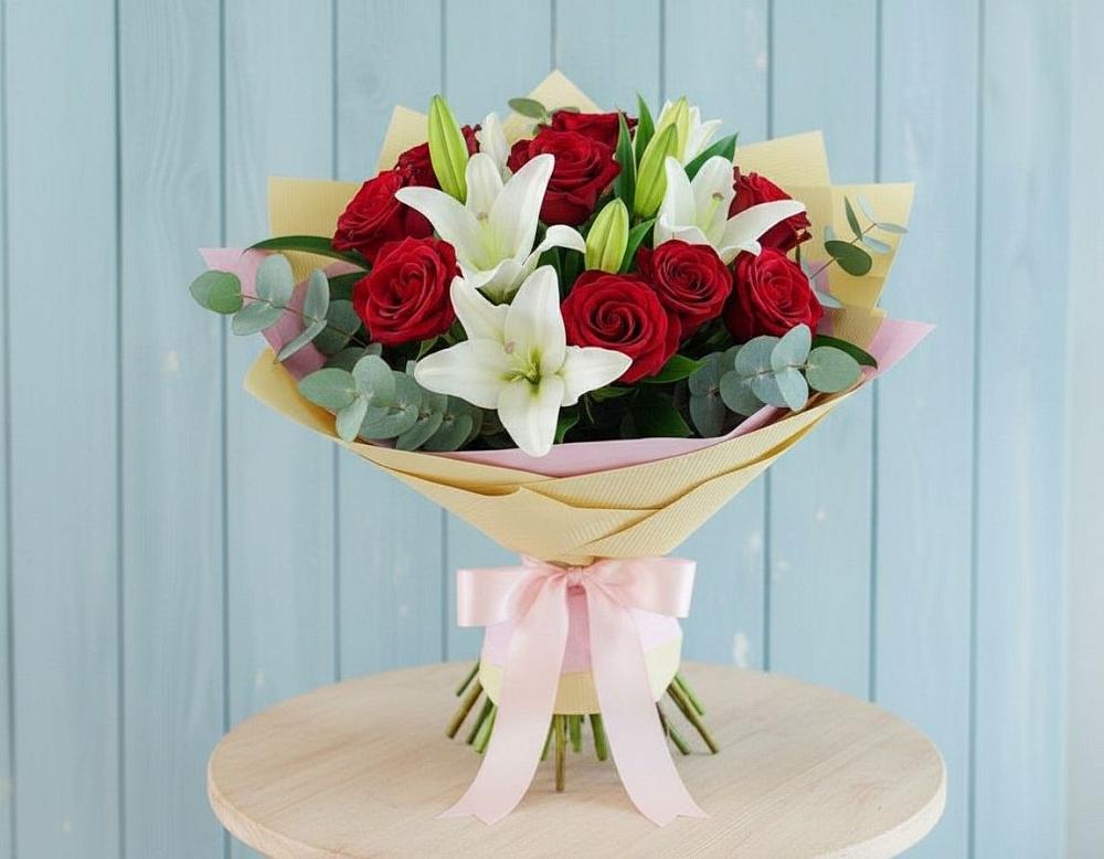 Букет цветов из: Лилии и Розы в Пшизове